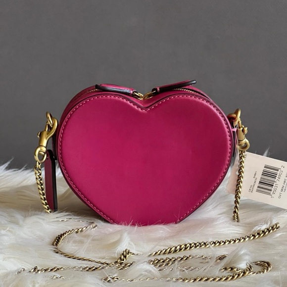 CE765 - Coach Heart Crossbody 14 - Picture 6 of 12